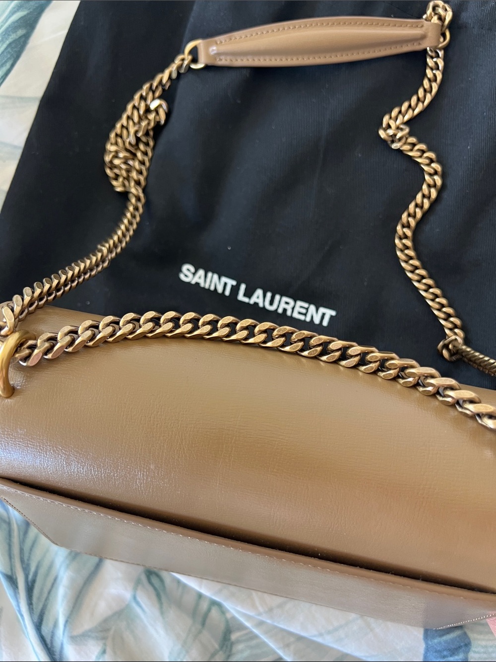 YSL Sunset Taupe Leather Chain Shoulder Bag with Gold YSL Logo - Picture 5 of 6